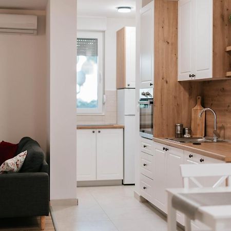 Bell Tower Apartment Mostar Bagian luar foto