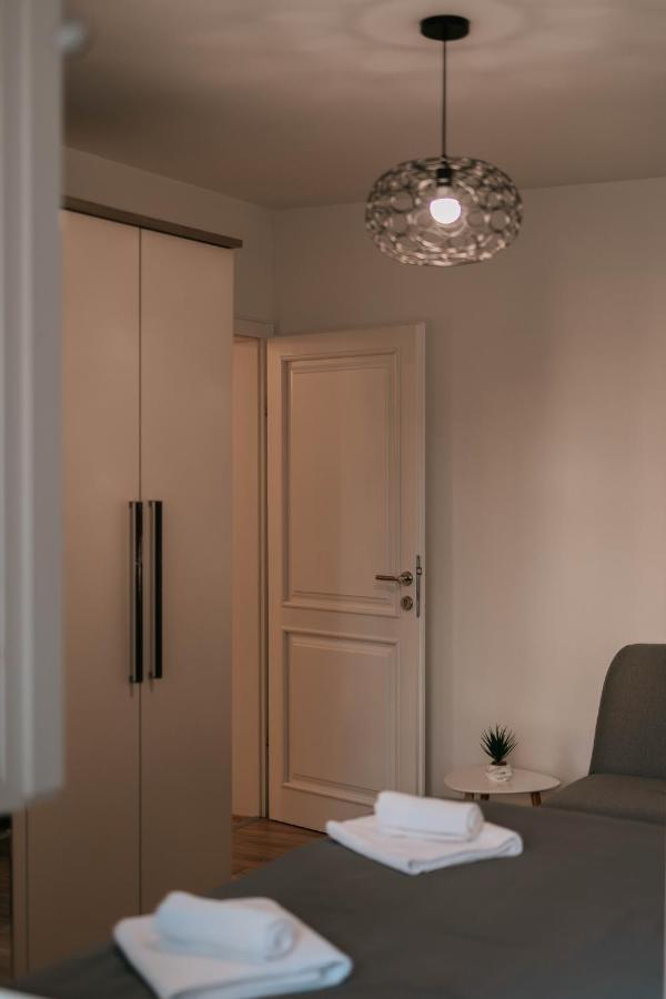 Bell Tower Apartment Mostar Bagian luar foto
